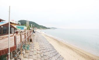 Yeongdeok Ganggu Port into