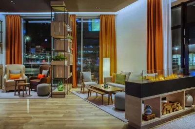 IntercityHotel Hannover Hauptbahnhof Ost Hotel dekat GOP Variete Theater Hannover