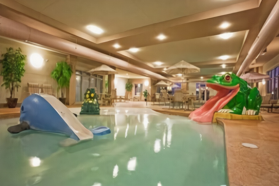 Holiday Inn Express & Suites Wausau, an Ihg Hotel