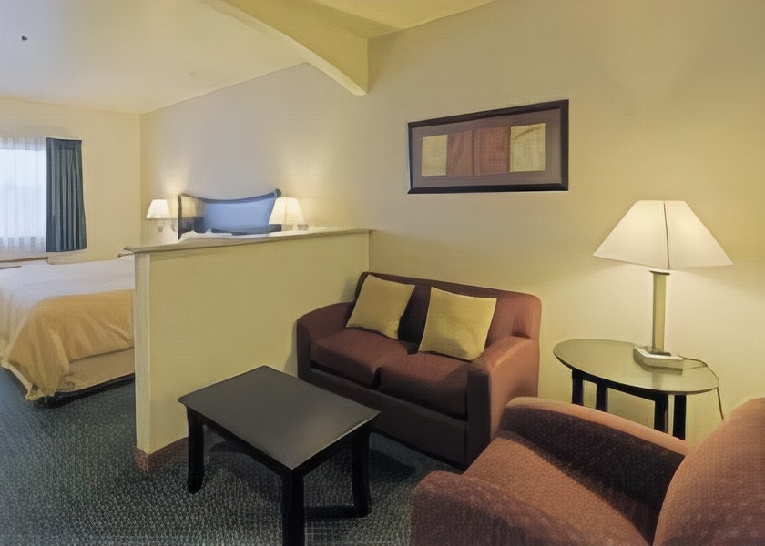 Comfort Suites Portland Airport