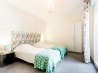 Les Pins Parasols - Homestays