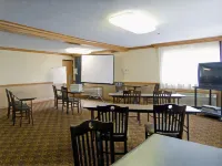 Best Western Plus North Canton Inn  Suites