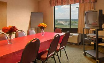 Baymont by Wyndham Cincinnati