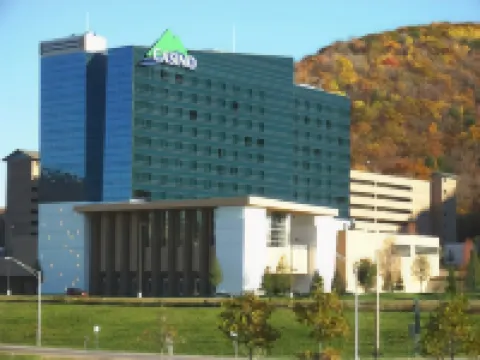 Best Western Plus Bradford Inn Hotels in 