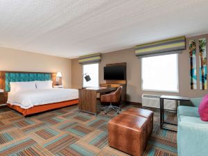 Hampton Inn & Suites Fort Myers-Colonial Blvd.