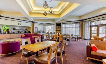 La Quinta Inn & Suites by Wyndham Raleigh/Durham Southpoint