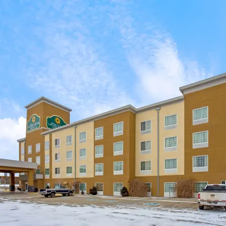 La Quinta Inn & Suites by Wyndham Dickinson