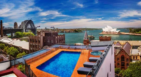 Sydney Harbour Hotel Отели рядом с достопримечательностью «Остров Пинчгут»