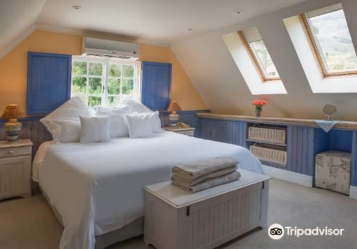 Amblewood Guest House - Housity
