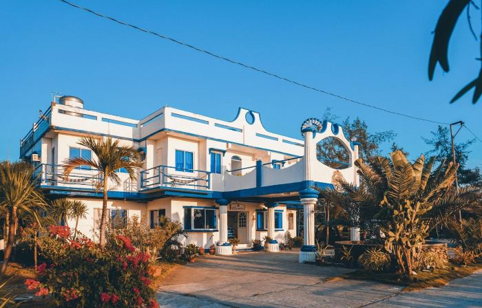 Club Monet Beachfront Resort by Cocotel