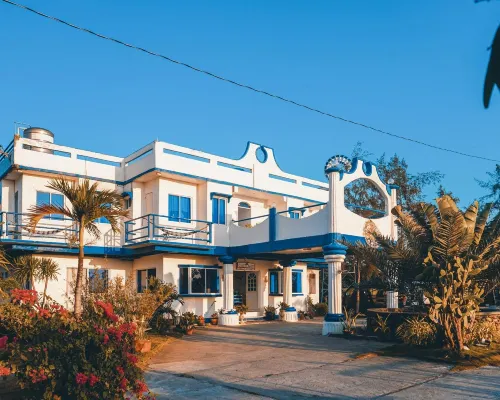 Club Monet Beachfront Resort by Cocotel Hotels in Cabangan