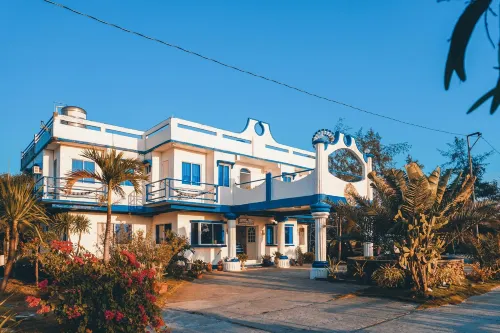 Club Monet Beachfront Resort by Cocotel Hotels in Iba