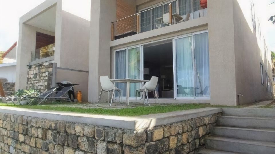 Blue Ocean Suites & Apartments