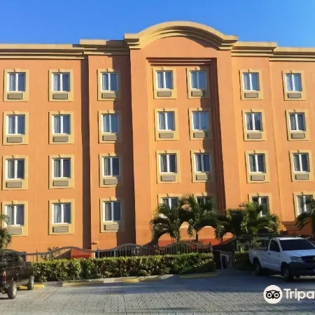 Beverly Hills: Hotel and Business Отели в г. Антигуо Кускатлан