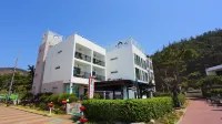 Taean the Sea Side Pension Hotels near Mallip'o-haesuyokchang