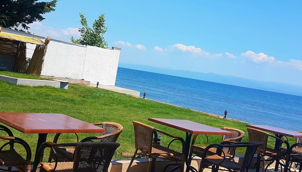 Kaju Beach Hotel