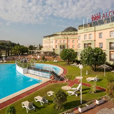 Ilunion Alcora Sevilla โรงแรมใกล้ตอร์เร เดล โอโร
