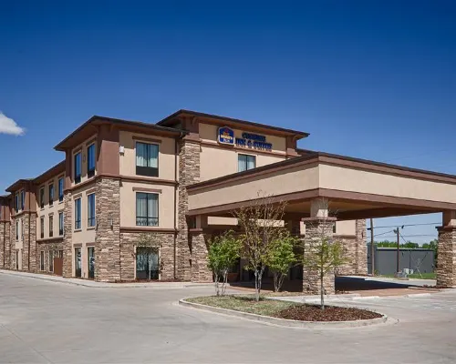 Best Western Plus Cushing Inn  Suites Hotels in Cushing