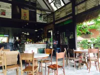Panji Panji Tropical Wooden Home