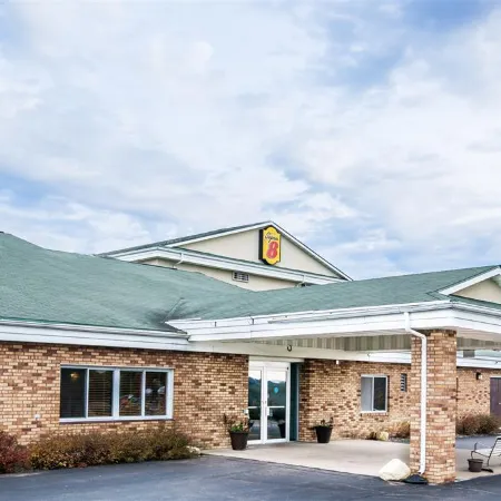 Hawthorn Extended Stay by Wyndham Minot