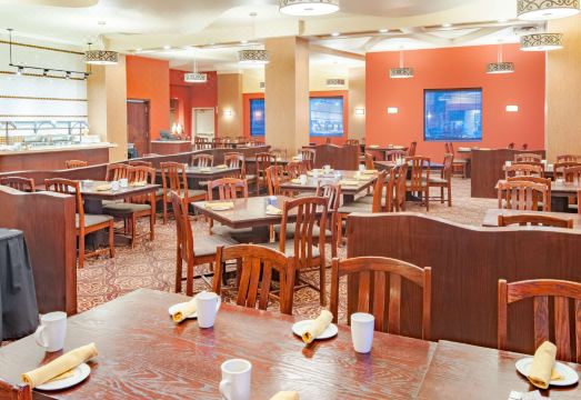 리비에라 플라자 외관