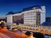Hotel Sofitel Los Angeles at Beverly Hills Hotel dekat California African American Museum