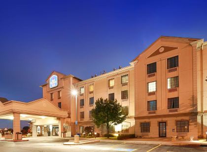 Best Western Plus Executive Inn