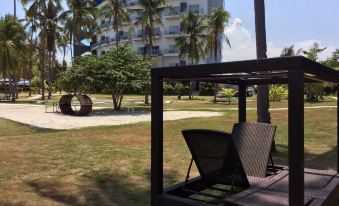 Solea Seaview Resort