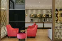 SheratonPlaza Ufa Congress Hotel - bar