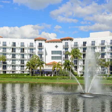 Inn at Pelican Bay