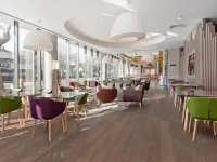 Hampton by Hilton London Waterloo Hotels near The Oval