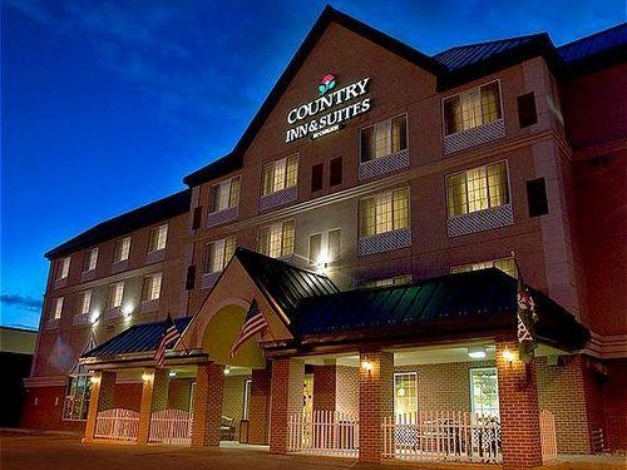 Country Inn & Suites by Radisson, Rapid City, SD