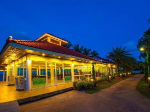 Starlight Beach Resort Chumphon