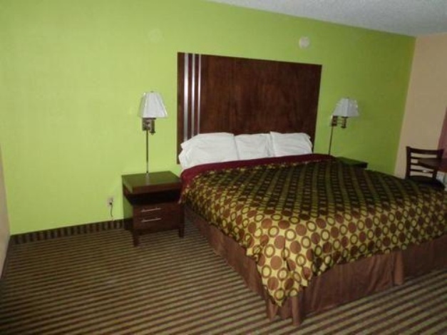Simple Rewards Inn
