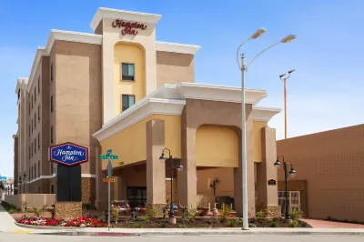 Hampton Inn Los Angeles Int'l Airport/Hawthorne Hotels near Eucalyptus Skatepark.