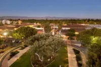 DoubleTree by Hilton Campbell - Pruneyard Plaza Hotels in Campbell