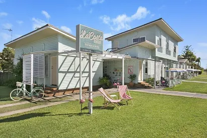 La Costa Beachside Motel