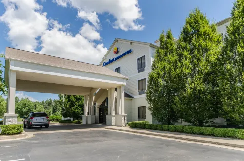 Comfort Inn & Suites Hotels in Morehead