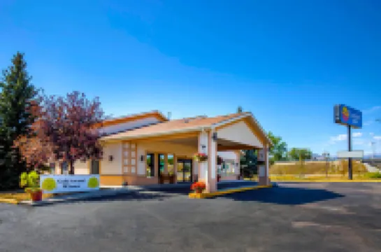 SureStay Plus Hotel by Best Western Buffalo Hotel di Buffalo