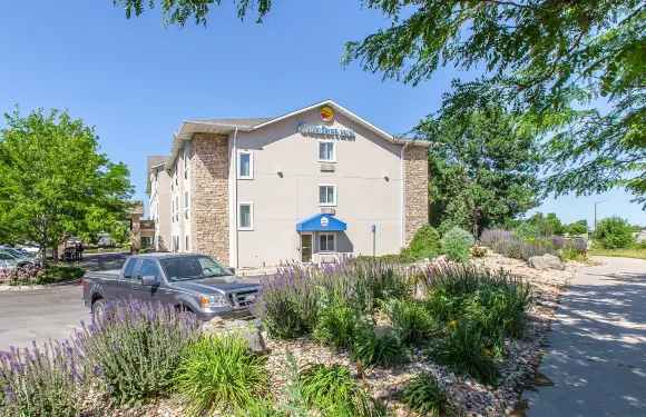 拉夫蘭凱藝套房酒店