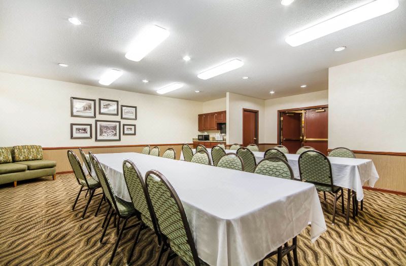 Comfort Suites photo 5