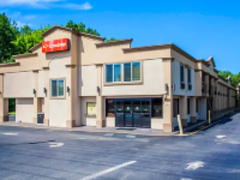 Econo Lodge Hotels in Mount Laurel