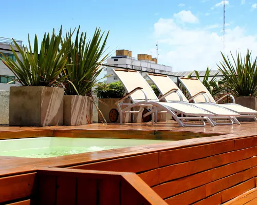 Azur Hotel & Spa Hotels near Jesuit Square