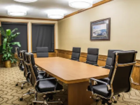 Comfort Inn River's Edge Hoteles en Municipio de Huron