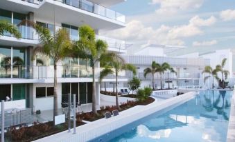 M1 Resort