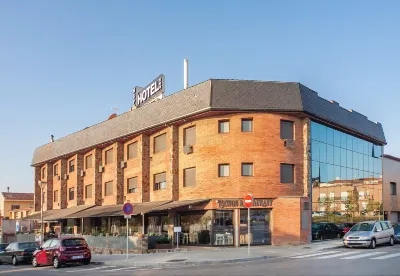Hotel Sant Pere ll Hspii