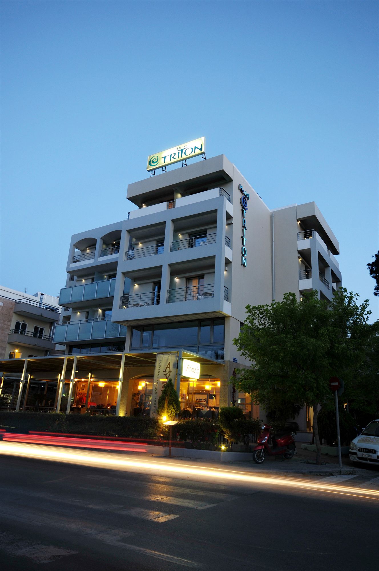 Triton Hotel