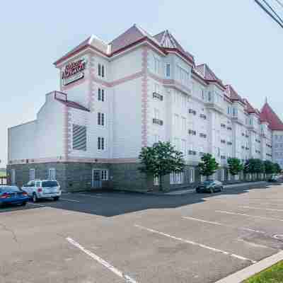 Chateau Moncton, Trademark Collection by Wyndham Hotel Exterior