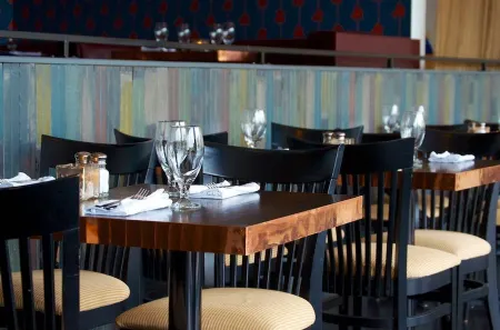 Holiday Inn Express New Orleans - Arts District Отели рядом со станцией Новый Орлеан