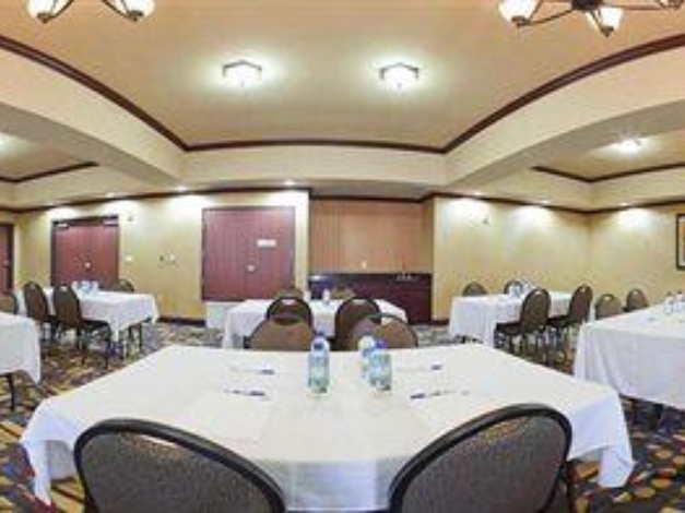 Holiday Inn Express Suites Van Buren-Ft Smith Area, an Ihg Hotel